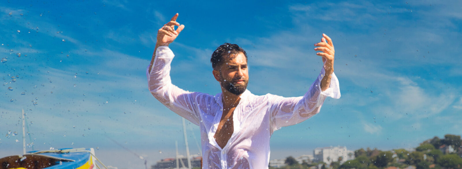 Kendji Girac dédicace One Nation Paris Outlet