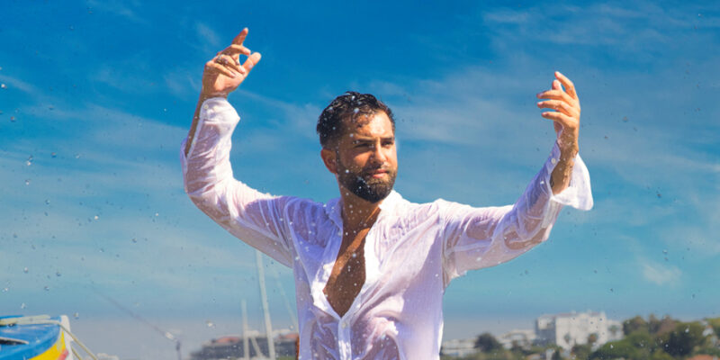 Kendji Girac dédicace One Nation Paris Outlet